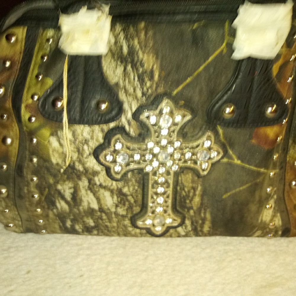Real Tree BRAND NEW Purse